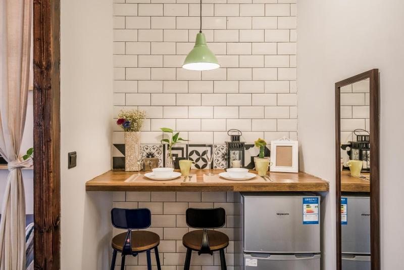 Tonight Homestey Shanghai Apartment Good Location 1200 - image 11