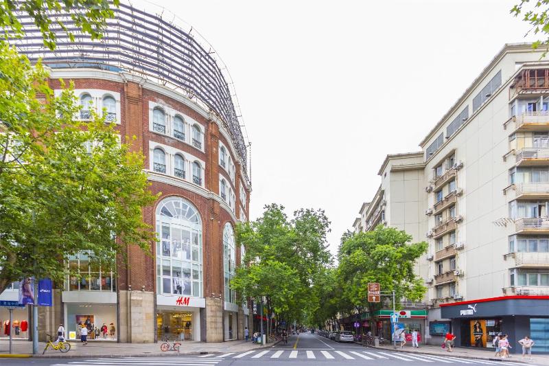 Tonight Homestey Shanghai Apartment Good Location 670 - image 3