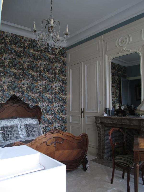 Double Room with Private Bathroom image 2