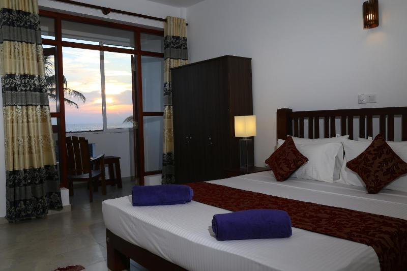 Hikka Regent Hotel - image 38