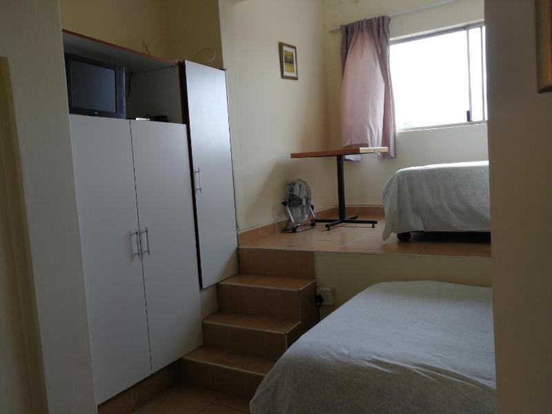 Bluff Accommodation Aybriden Self-Catering - image 7