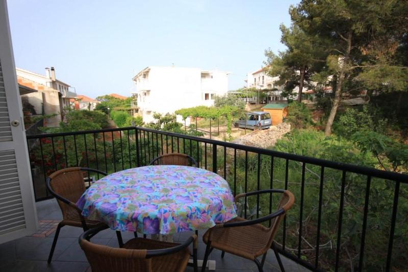 Three-Bedroom Apartment with Terrace image 1