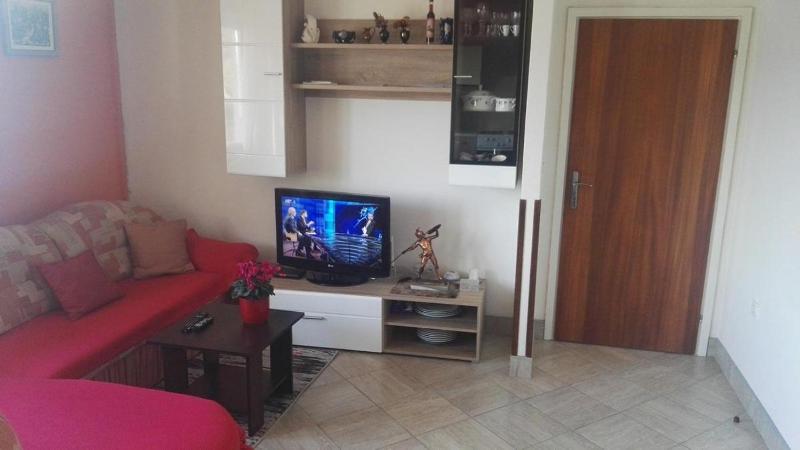 Two-Bedroom Apartment with Balcony and Sea View image 1