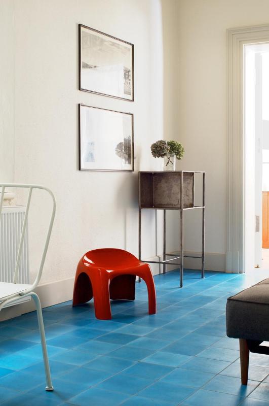 One-Bedroom Apartment with Sofa Bed image 4