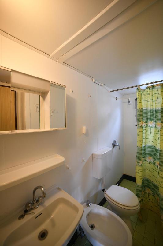 One-Bedroom  Bungalow (2 to 4 Adults) image 2