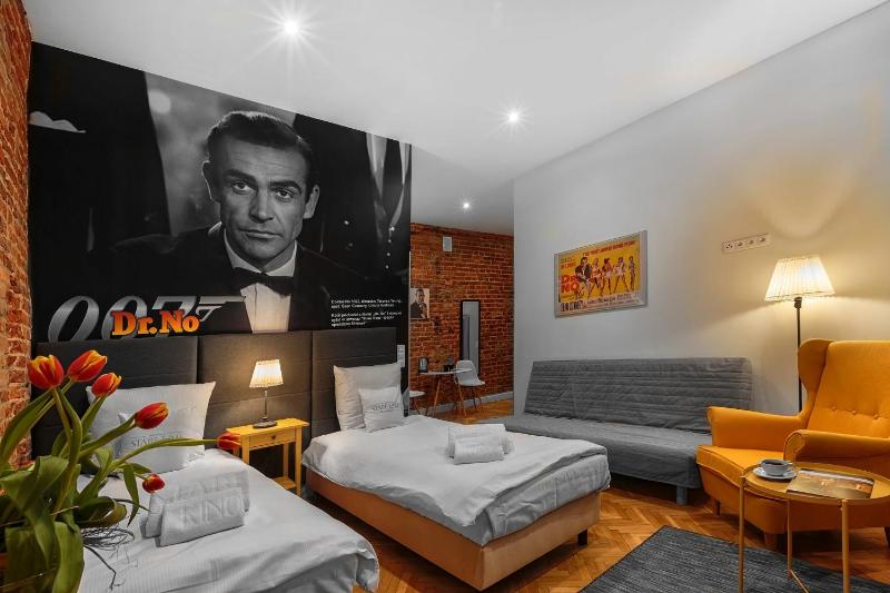 Studio Apartment image 2