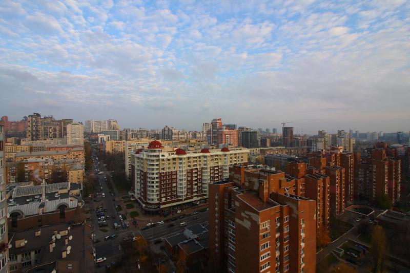 Alex Apartment near Palace Ukraine - image 4