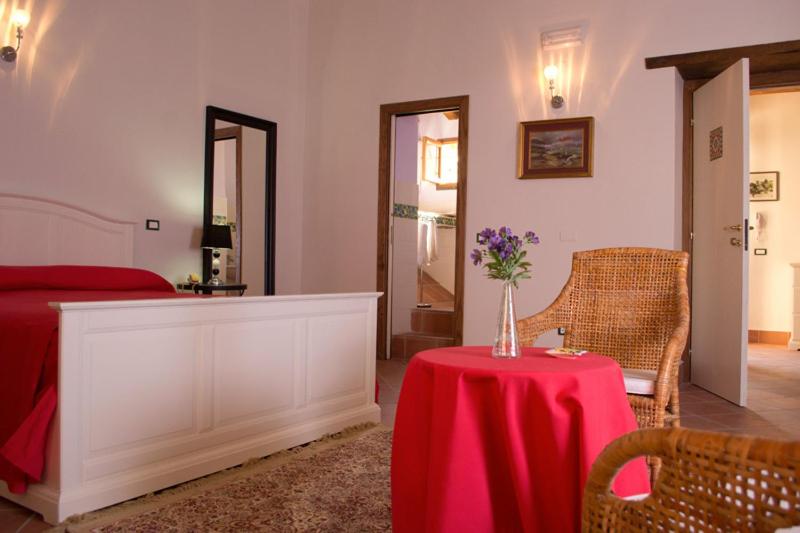 Triple Room image 4