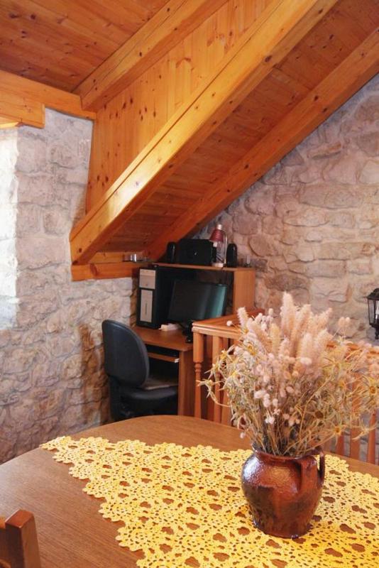 Two-Bedroom Apartment with Terrace image 3