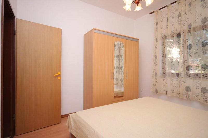 Two-Bedroom Apartment with Terrace image 2