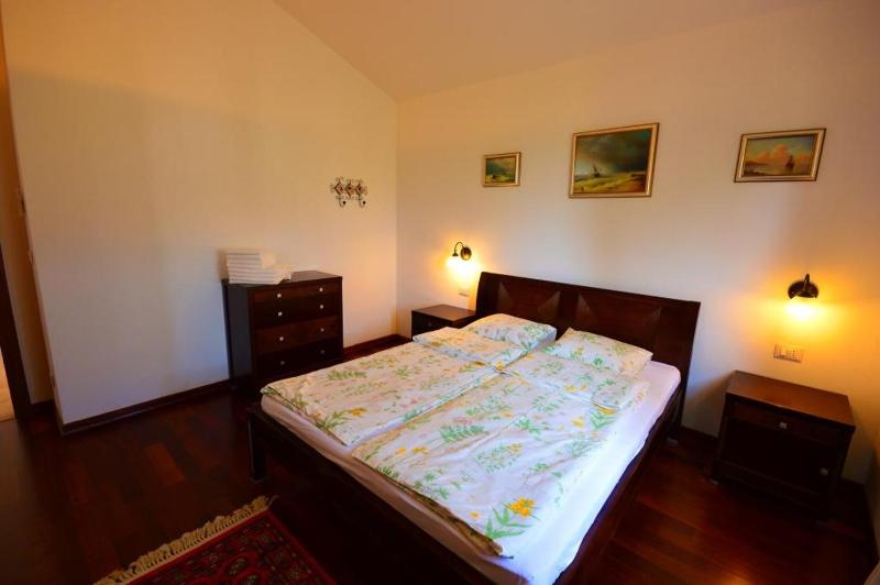 Three-Bedroom Holiday Home  image 1