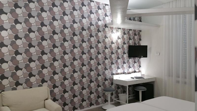 Double or Twin Room image 4