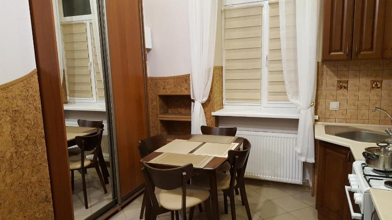 Soprano apartment - image 10