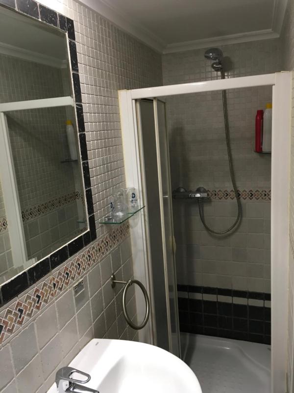 Comfort Triple Room with Shower image 2