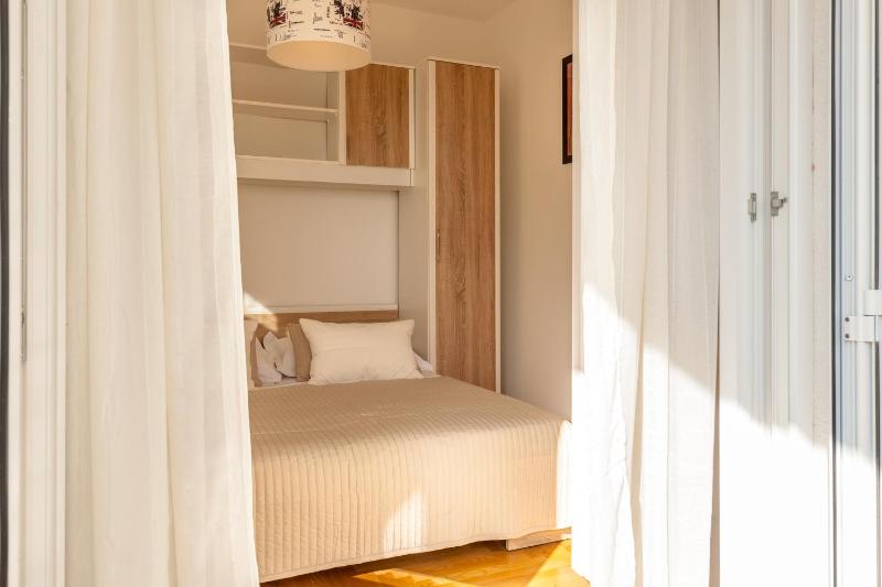 Apartments Mistral - image 32