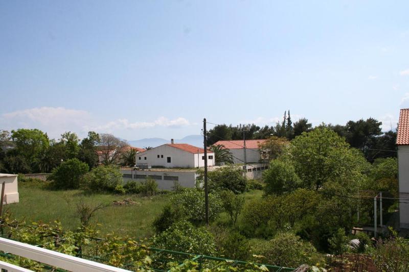 One-Bedroom Apartment with Balcony image 2