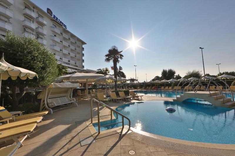 Hotel Bristol - image 9