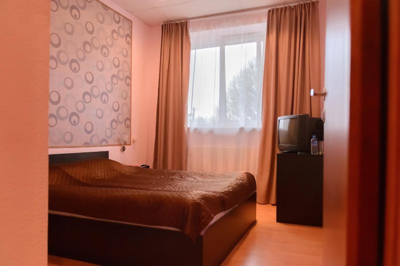 Double Room with Private Bathroom image 1