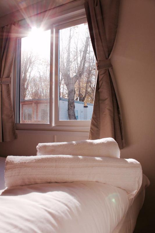 Double or Twin Room with Balcony image 3