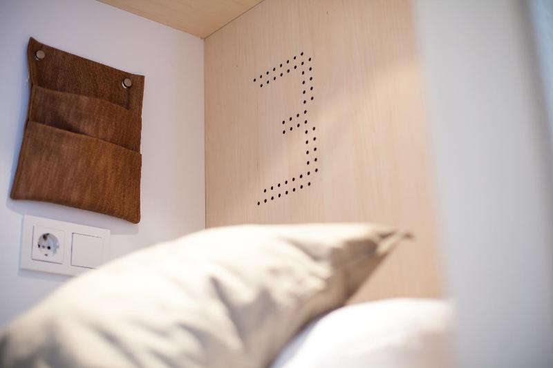 Bed in 4-Bed Mixed Dormitory Room image 3