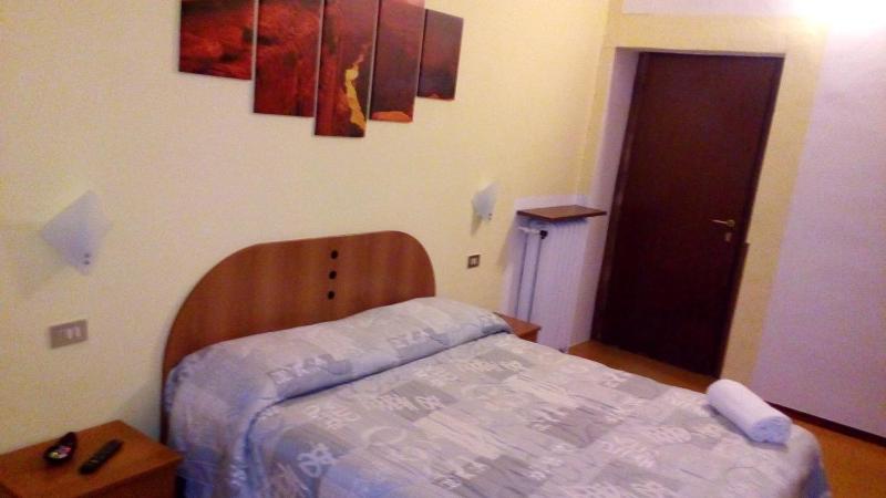 Double Room with Private Bathroom image 3