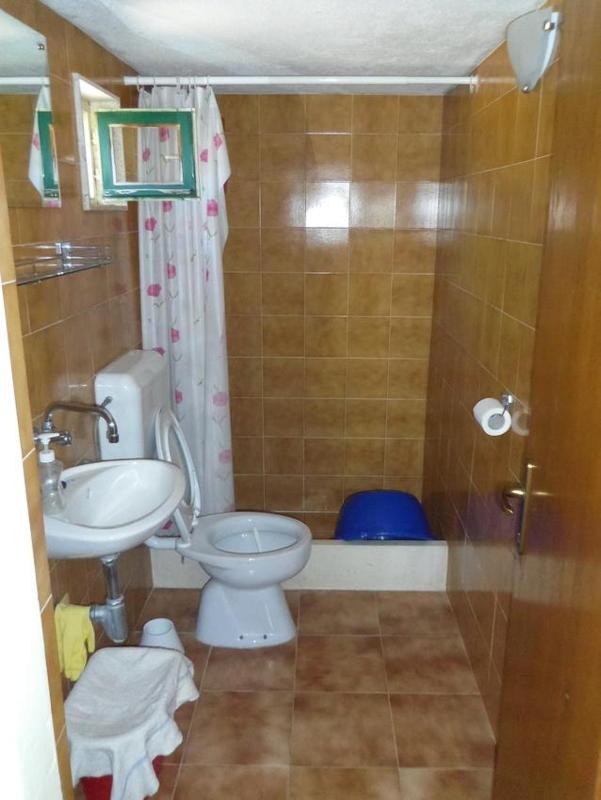 One-Bedroom Holiday Home image 3