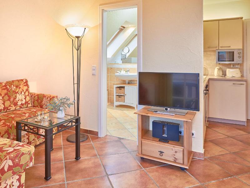 One-Bedroom Apartment image 1