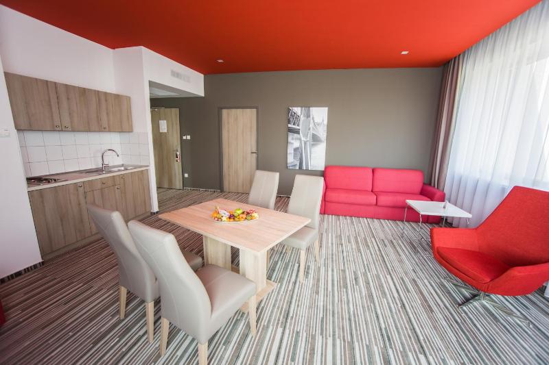 Junior Suite with Kitchen image 1