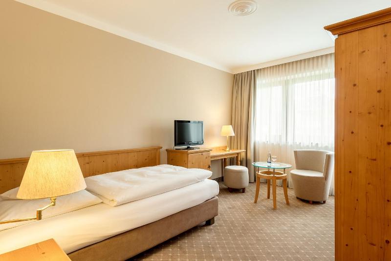 Single Room image 3