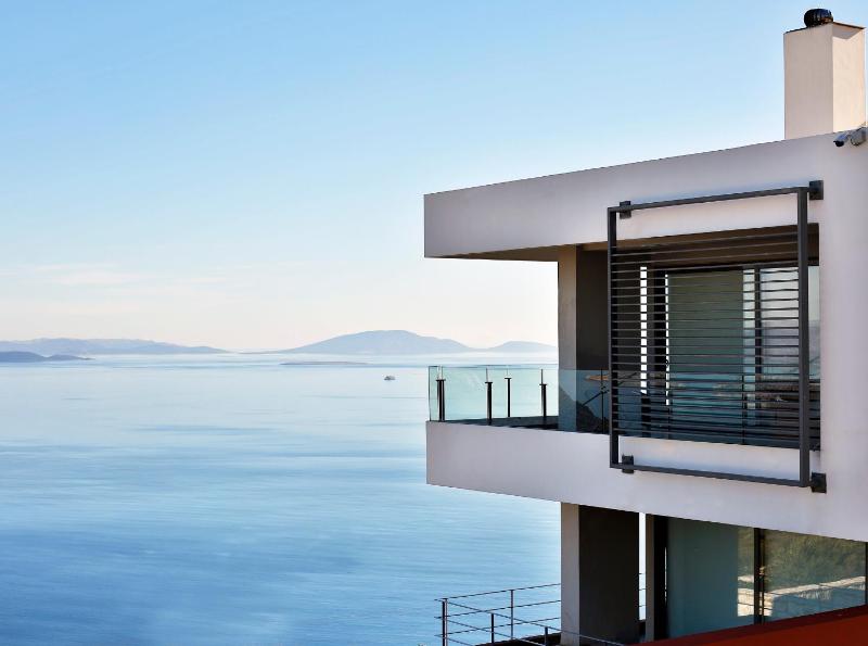 Villa with Sea View image 4