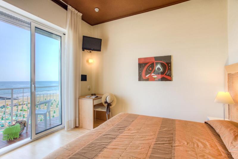 Hotel Ancora - image 43