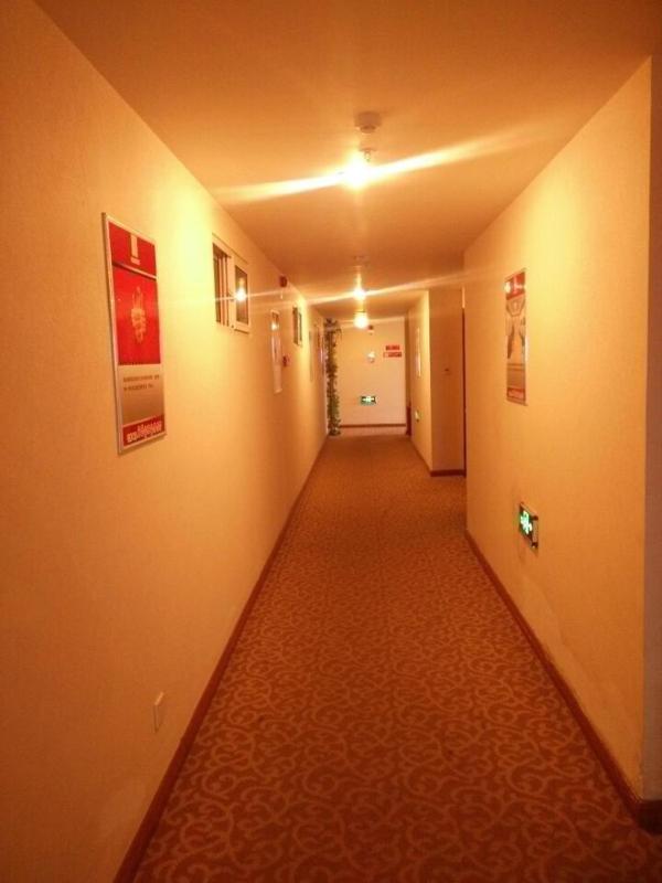 JUNYI Hotel Shandong Qingdao Huangdao District Shiyou University - image 16