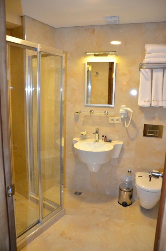  Triple room Ground Floor image 2