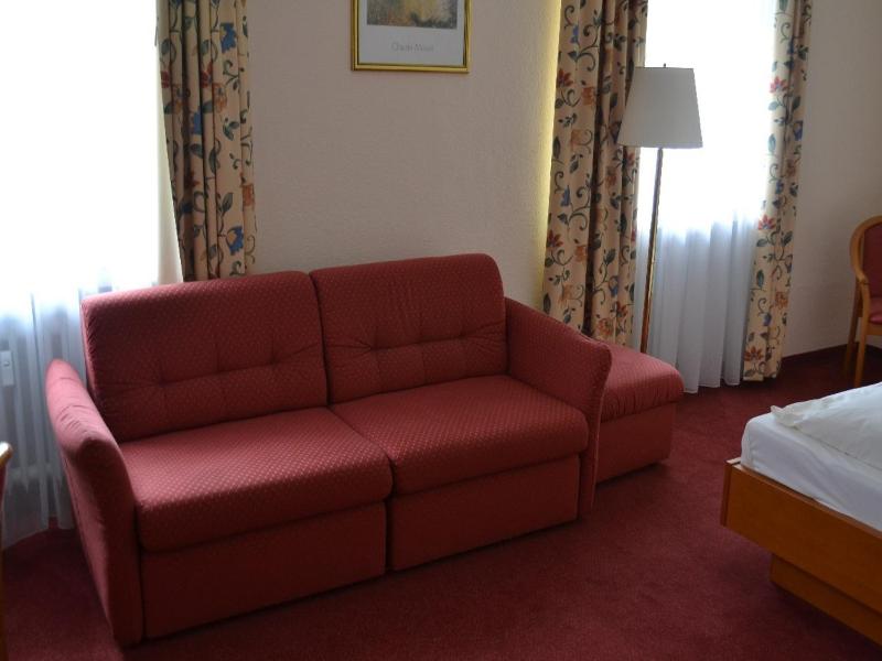 Double Room image 3