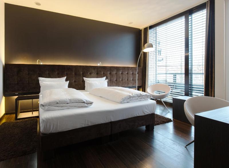 Suite image 3