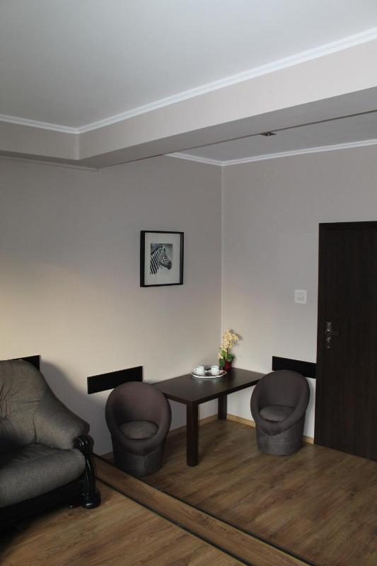 Double or Twin Room image 2