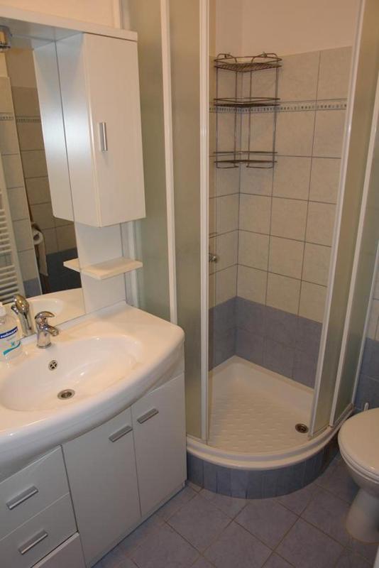 Two-Bedroom Apartment with Balcony and Sea View image 1