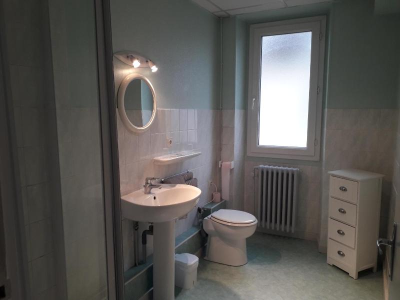 Double Room with Private Bathroom image 4