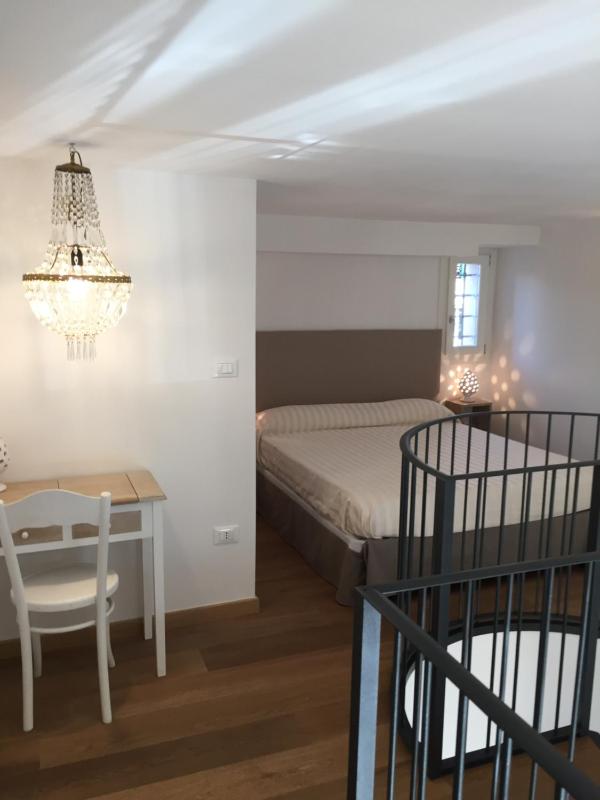 Deluxe Apartment image 1