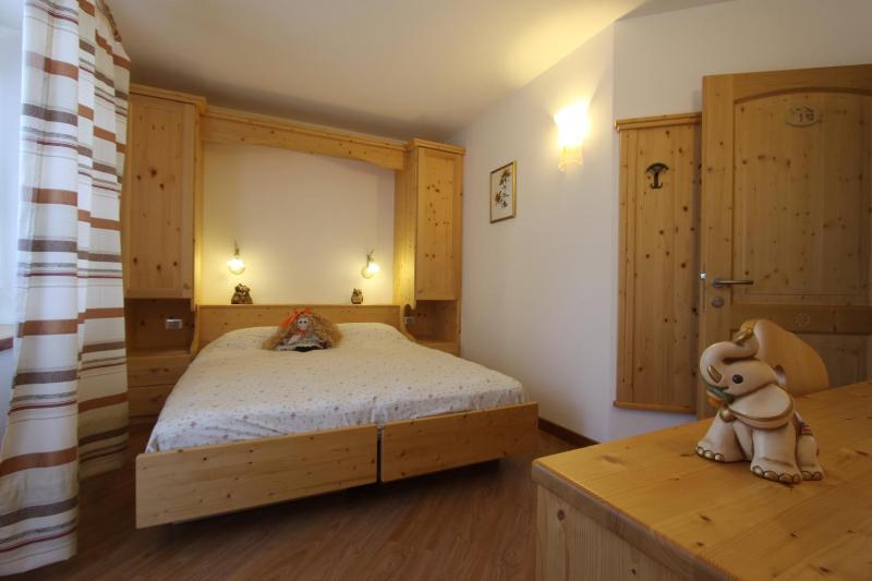 Double or Twin Room image 3