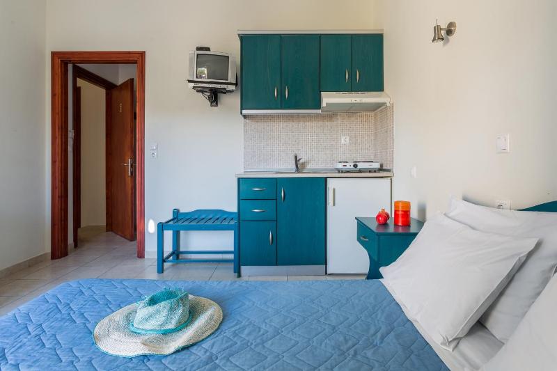 ANTONIOS Skopelos studios apartments - image 22