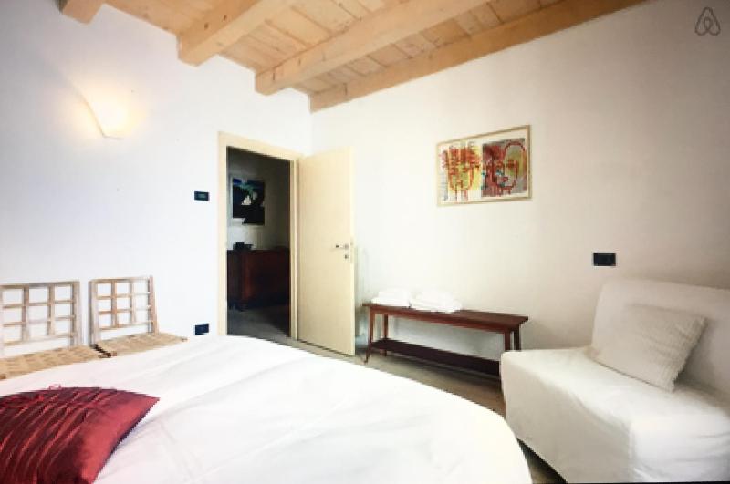 Double or Twin Room with Private External Bathroom image 2