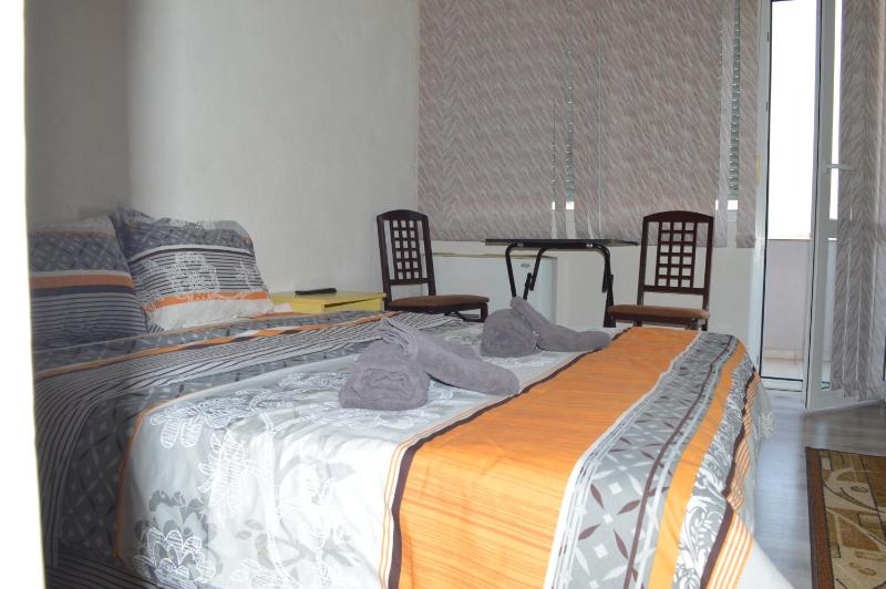 Double Room with Balcony image 2