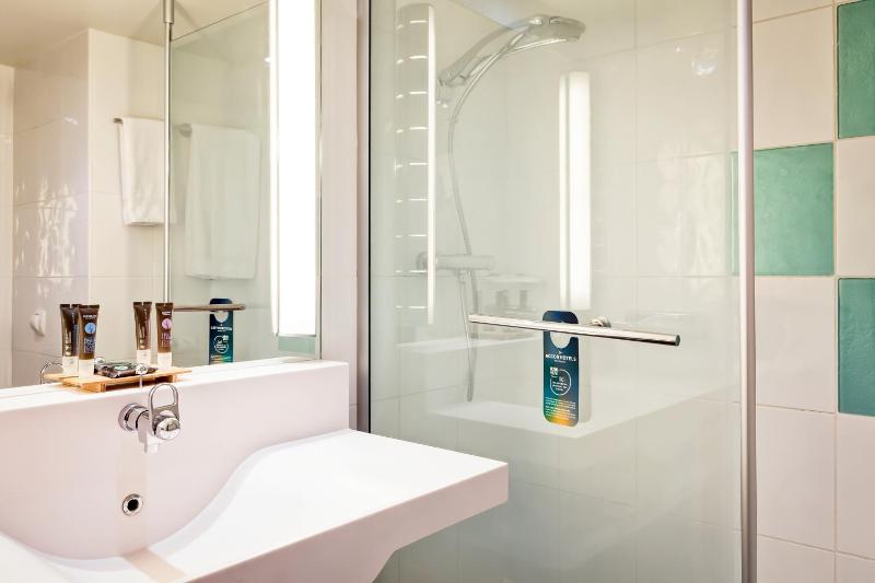 Superior Room image 2