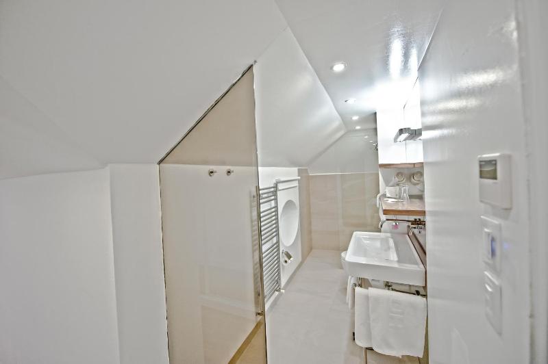 Superior Double Room image 2