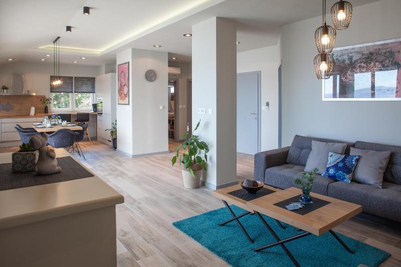 Penthouse Apartment image 3
