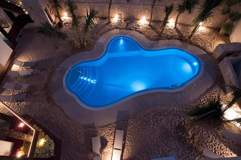 Alhambra Boutique Apartments by PMC Resorts - image 44