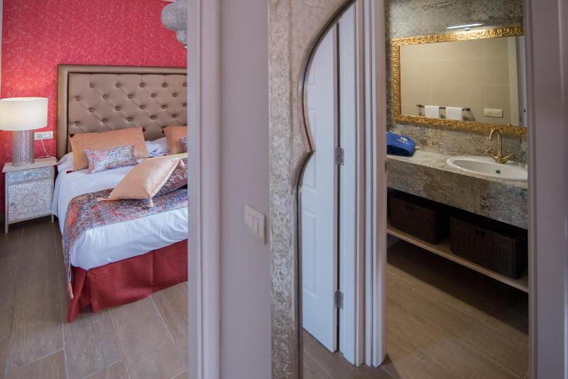 Alhambra Boutique Apartments by PMC Resorts - image 10