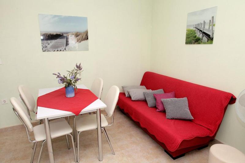 Two-Bedroom Apartment with Terrace and Sea View image 3