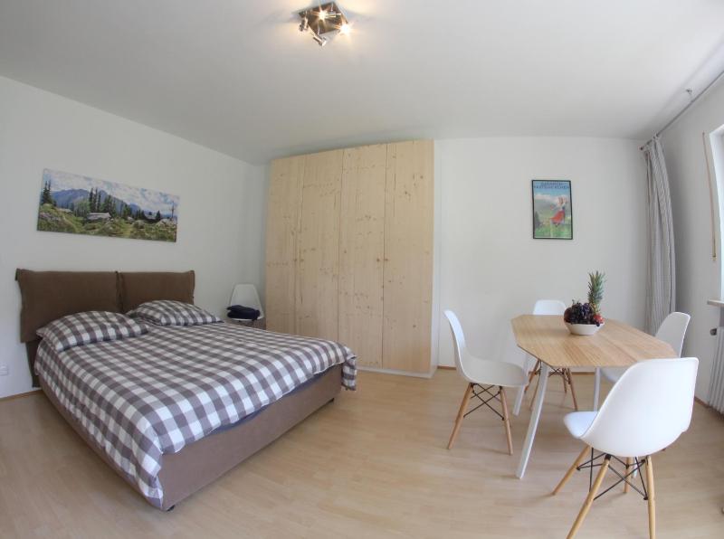 Studio Apartment image 4